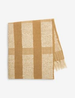 Luella Throw By Morrow Soft Goods 5 Luella Throw By Morrow Soft Goods -MIUBOW Furniture Shop 01 Luella Blanket Golden 202214900S 457cf38f 0f71 4e65 92f7 2b94b3d3b8dd