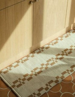 Alina Bath Mat By Morrow Soft Goods 6 Alina Bath Mat By Morrow Soft Goods -MIUBOW Furniture Shop 02 Alina Runner 18131900XL Lifestyle