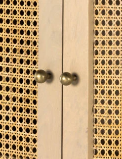 Islay Cabinet -MIUBOW Furniture Shop 109086 005 DET 6 PRODUCT