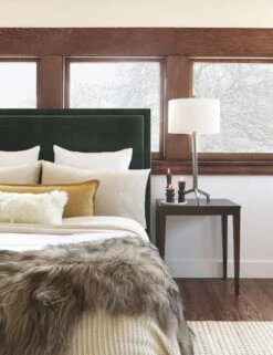 Vale Icelandic Sheepskin -MIUBOW Furniture Shop 20200826 holiday2842 site crop 2