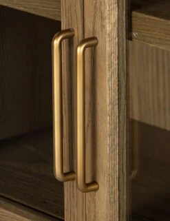 Apolline Curio Cabinet 36 Apolline Curio Cabinet -MIUBOW Furniture Shop 225878 002 DET 3