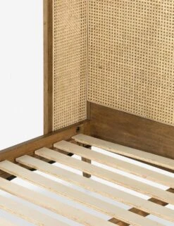 Jeni Platform Bed -MIUBOW Furniture Shop 227834 005 DET 5