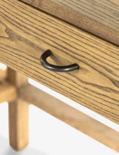 Laird Desk -MIUBOW Furniture Shop 228900 001 DET 3