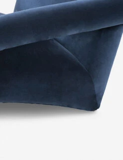 Fillmore Accent Chair -MIUBOW Furniture Shop 229379 003 DET 2