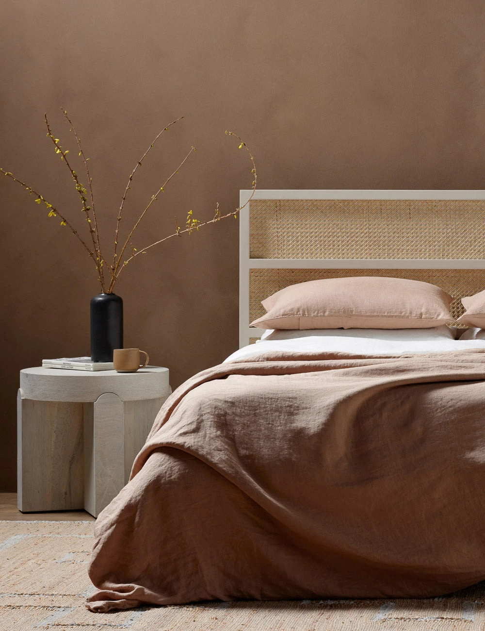 Denver Round Side Table 2 Denver Round Side Table - Image 2