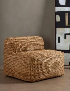 Masuma Accent Chair -MIUBOW Furniture Shop 231715 001 ESS 1