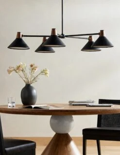 Doherty Chandelier -MIUBOW Furniture Shop 231907 002 HOV 1