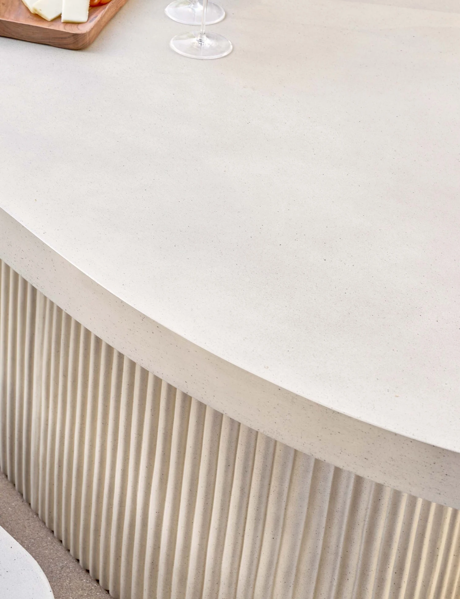 Lelia Indoor / Outdoor Oval Dining Table 5 Lelia Indoor / Outdoor Oval Dining Table - Image 5