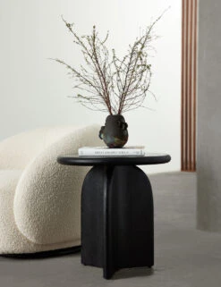 Ada Round Side Table -MIUBOW Furniture Shop AdaSideTable Black 17515 SITECROP 54c38e6c dc02 443e 9bf5 7c860d18ee40