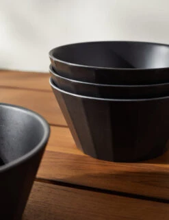Alfresco Bamboo Bowls (Set Of 4) -MIUBOW Furniture Shop AlfrescoBambooBowls Black Setof4 3736