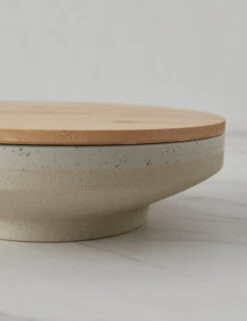 Amelia Bowl With Lid -MIUBOW Furniture Shop AmeliaStonewareBowlwithBambooLid 14452