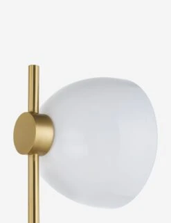 Catriona Sconce -MIUBOW Furniture Shop BELLEH724101 AGB 001