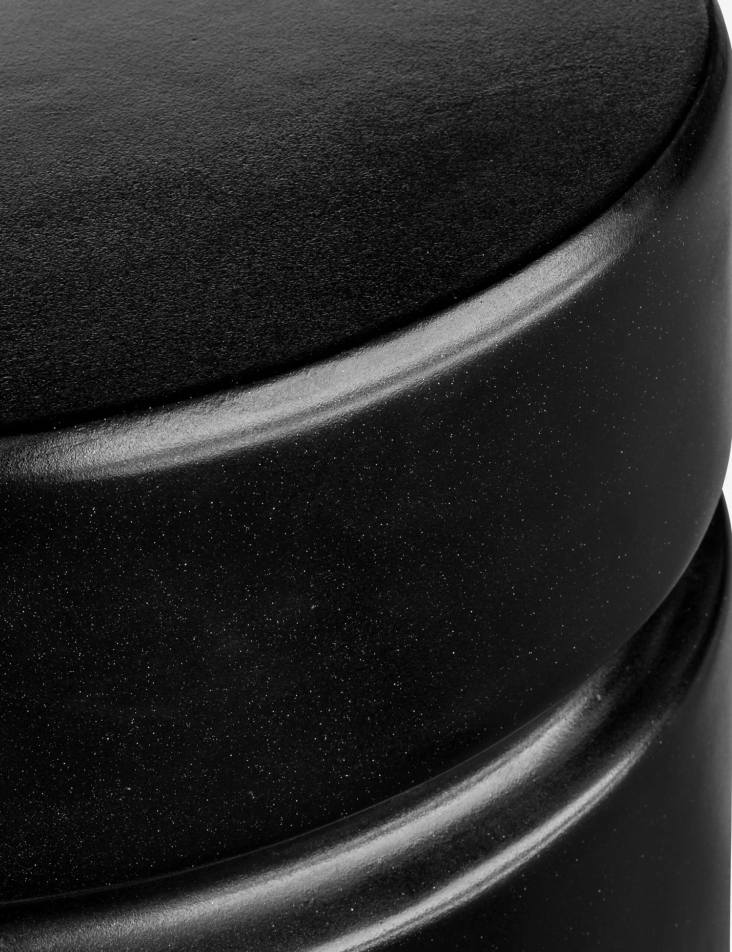 Marke Indoor / Outdoor Round Side Table 5 Marke Indoor / Outdoor Round Side Table - Image 5