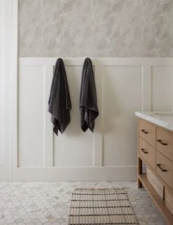 Alina Wallpaper -MIUBOW Furniture Shop BathroomWallpaperVignette 5143 AlinaWallpaper SITECROP LIFESTYLE