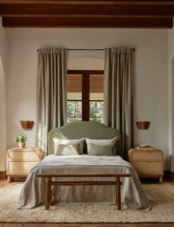 Kalani Sconce -MIUBOW Furniture Shop BedroomII 23851 SITECROP 1