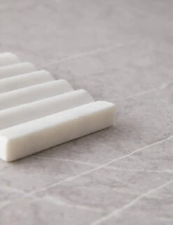 Vo Marble Soap Dish -MIUBOW Furniture Shop CarvedMarbleSoapDish 14132