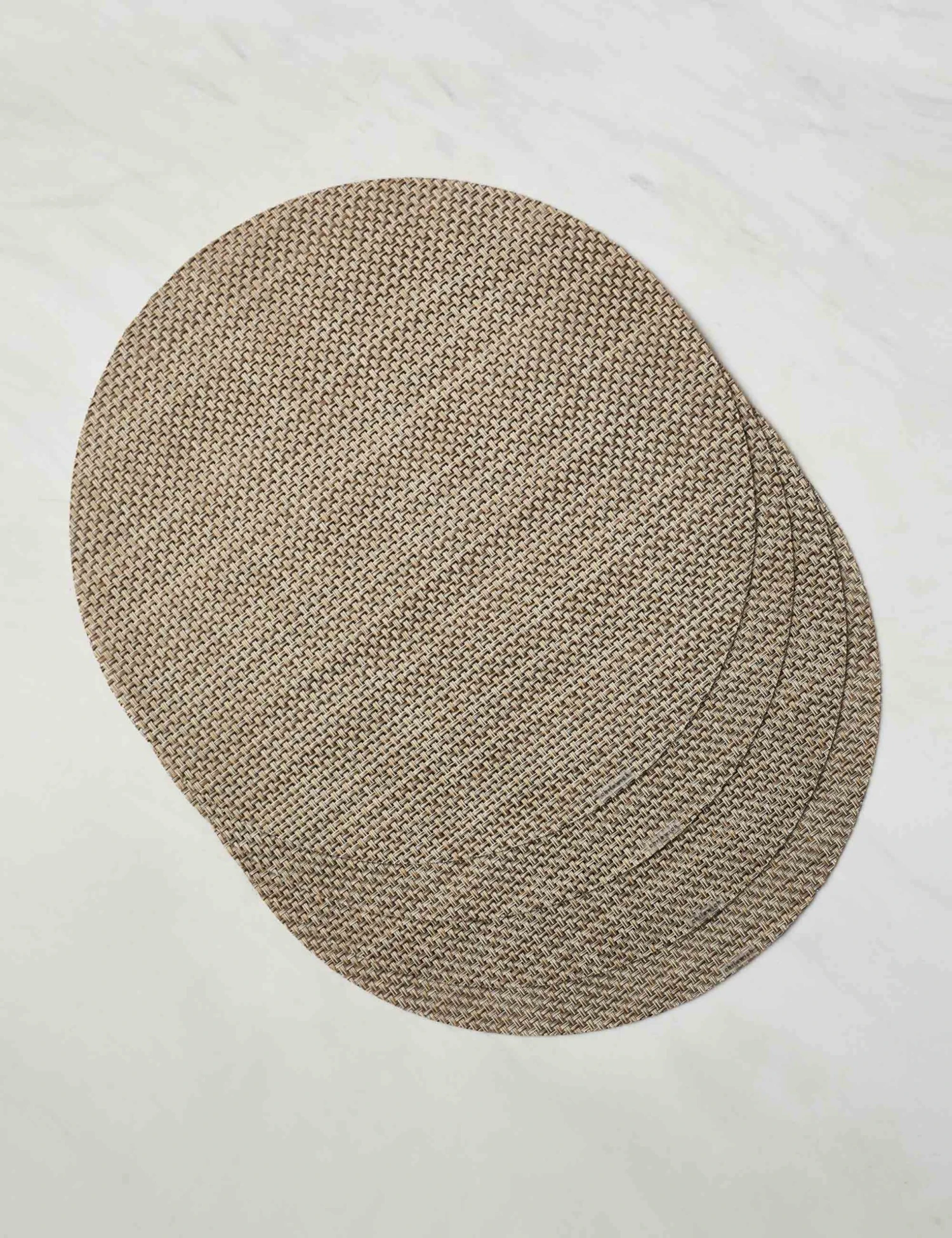 Basketweave Round Placemat (set Of 4) By Chilewich 3 Basketweave Round Placemat (set Of 4) By Chilewich - Image 3