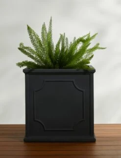 Cumberland Planter By Campania International -MIUBOW Furniture Shop CumberlandPlanterbyCampaniaInternational L Lead 22x22 L0472692 053 Product