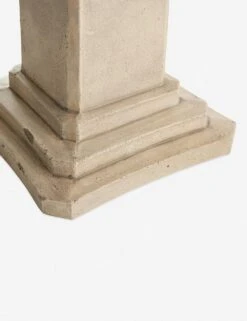 Cantilever Planter By Arteriors -MIUBOW Furniture Shop DC5000.d5 1