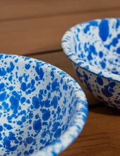 Enamelware Cereal Bowl (Set Of 4) By Crow Canyon -MIUBOW Furniture Shop EnamelwareCerealBowl BlueSplatter Setof4 7517