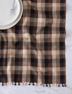 Gingham Tablecloth By Heather Taylor Home -MIUBOW Furniture Shop Gingham Cafe 15866