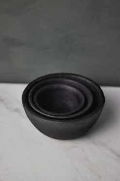 Simple Cast Iron Bowls (Set Of 3) By Hawkins New York -MIUBOW Furniture Shop HawkinsNewYorkSimpleSetof3CastIronBowls 0440 1915d90d b9ff 48b1 8638 990f01d987bc