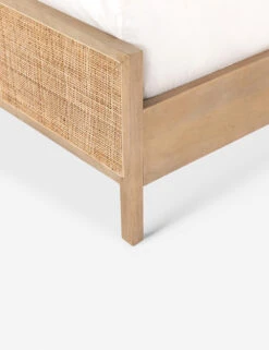 Hannah Platform Bed -MIUBOW Furniture Shop IPRS 030T DET 2