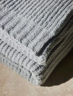 Knit Waffle Weave Throw By Kashwere -MIUBOW Furniture Shop KnitWaffleWeaveThrowbyKashwere Stone 13798 SITECROP 29b08c1c 5846 4a53 8310 8f9adf78668e