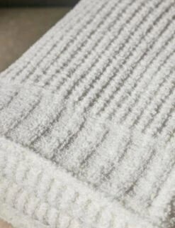Knit Waffle Weave Throw By Kashwere -MIUBOW Furniture Shop KnitWaffleWeaveThrowbyKashwere White 13834 SITECROP c0bfa182 2b91 4b44 aa8a 0f3067f77ad3