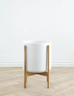 Ceramic Planter Pot + Teak Stand By LBE Design -MIUBOW Furniture Shop LBEDesignCeramicPlanterWTeakStand 12in White 10432