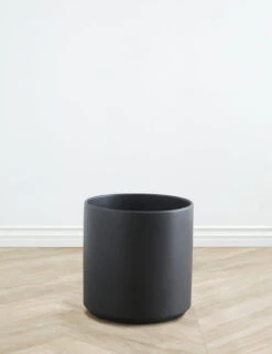 Ceramic Planter Pot By LBE Design -MIUBOW Furniture Shop LBEDesignCeramicPlanter 14in Black 10600