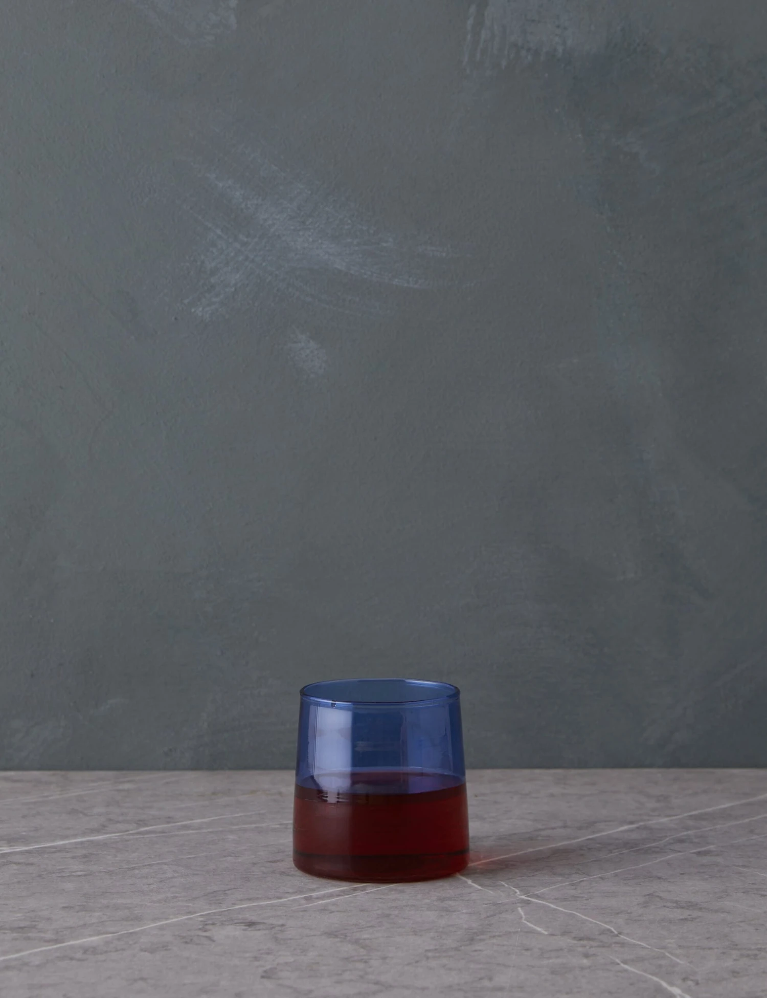 Light Colore Wine Tumbler By Ichendorf Milano - Image 2