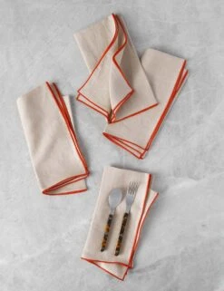 Linen Napkins (Set Of 4) By MADRE 17 Linen Napkins (Set Of 4) By MADRE -MIUBOW Furniture Shop MADRELinenNapkins Crimini Medium Setof4 4738
