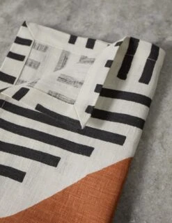 Meridian Linen Napkins By Hadiya Williams 9 Meridian Linen Napkins By Hadiya Williams -MIUBOW Furniture Shop MeridianLinenNapkins Rust Setof4 byHadiyaWilliams A0655724 1124