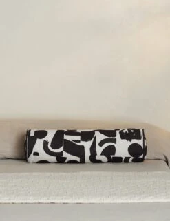 Organic Shapes Linen Bolster Pillow By Sarah Sherman Samuel 22 Organic Shapes Linen Bolster Pillow By Sarah Sherman Samuel -MIUBOW Furniture Shop OrganicShapesLinenBolsterPillow BlackandIvorybySarahShermanSamuel A0656011B 2149 StudioLifestyle