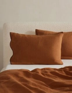 Essie Hemp Sham By Sarah Sherman Samuel -MIUBOW Furniture Shop OteliaHempSham Umber Standard A0656700 197 Product