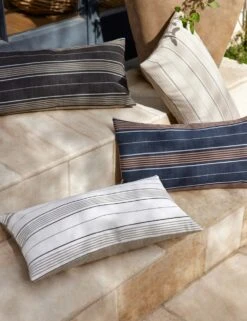 Whitehaven Indoor / Outdoor Pillow -MIUBOW Furniture Shop PillowVignette 16403 SITECROP 947861c7 5490 4af6 9fc0 40ab73f7d63c