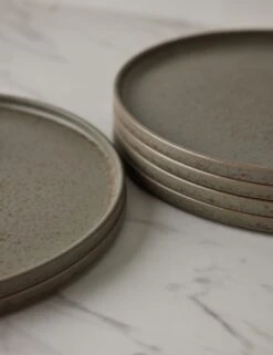 Redonda Dinner Plate (Set Of 6) By Costa Nova -MIUBOW Furniture Shop RedondaDinnerPlate Setof6 byCostaNova Brown 11 A0655176B 3485 SITECROP d7a46952 bbbc 4fd3 a795 2d03e53a8497