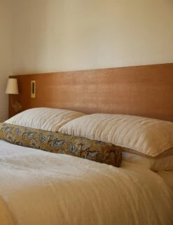 Lammin Linen Sham By Sarah Sherman Samuel -MIUBOW Furniture Shop SSSHOTEL Site Crops Lifestyle 29