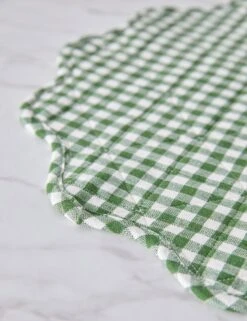 Scallop Placemats By Heather Taylor Home -MIUBOW Furniture Shop ScallopPlacemat Hunter 16058