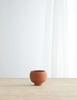 Sutton Self-Watering Planter By Greenery Unlimited -MIUBOW Furniture Shop SuttonSelf WateringPlanter Terracotta 10298
