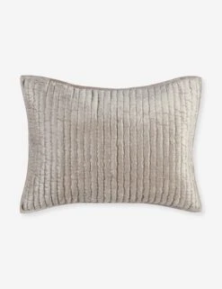 Giulia Sham -MIUBOW Furniture Shop V160024 1