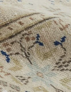 Vintage Turkish Rug No. 156, 6'6" X 9'7" -MIUBOW Furniture Shop VintageTurkishRugNo.156 6 6x9 7