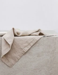 Linen Table Napkins (Set Of 4) By Cultiver 25 Linen Table Napkins (Set Of 4) By Cultiver -MIUBOW Furniture Shop cultiver linen table napkins set of 4 natural 1