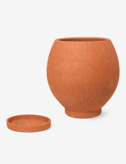 Ando Pot By Ferm Living -MIUBOW Furniture Shop fermLIVING SS22 AndoPotMedium Terracotta 1104265348 pack 2 1