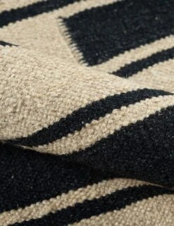 Lemieux Et Cie Tahima Rug By Momeni 7 Lemieux Et Cie Tahima Rug By Momeni -MIUBOW Furniture Shop metlimtl 4nat 3