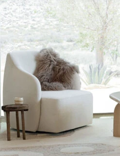 Vale Icelandic Sheepskin -MIUBOW Furniture Shop throw crop
