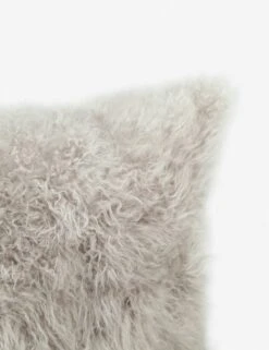 Madison Cashmere Fur Pillow -MIUBOW Furniture Shop xu 1015 29 01